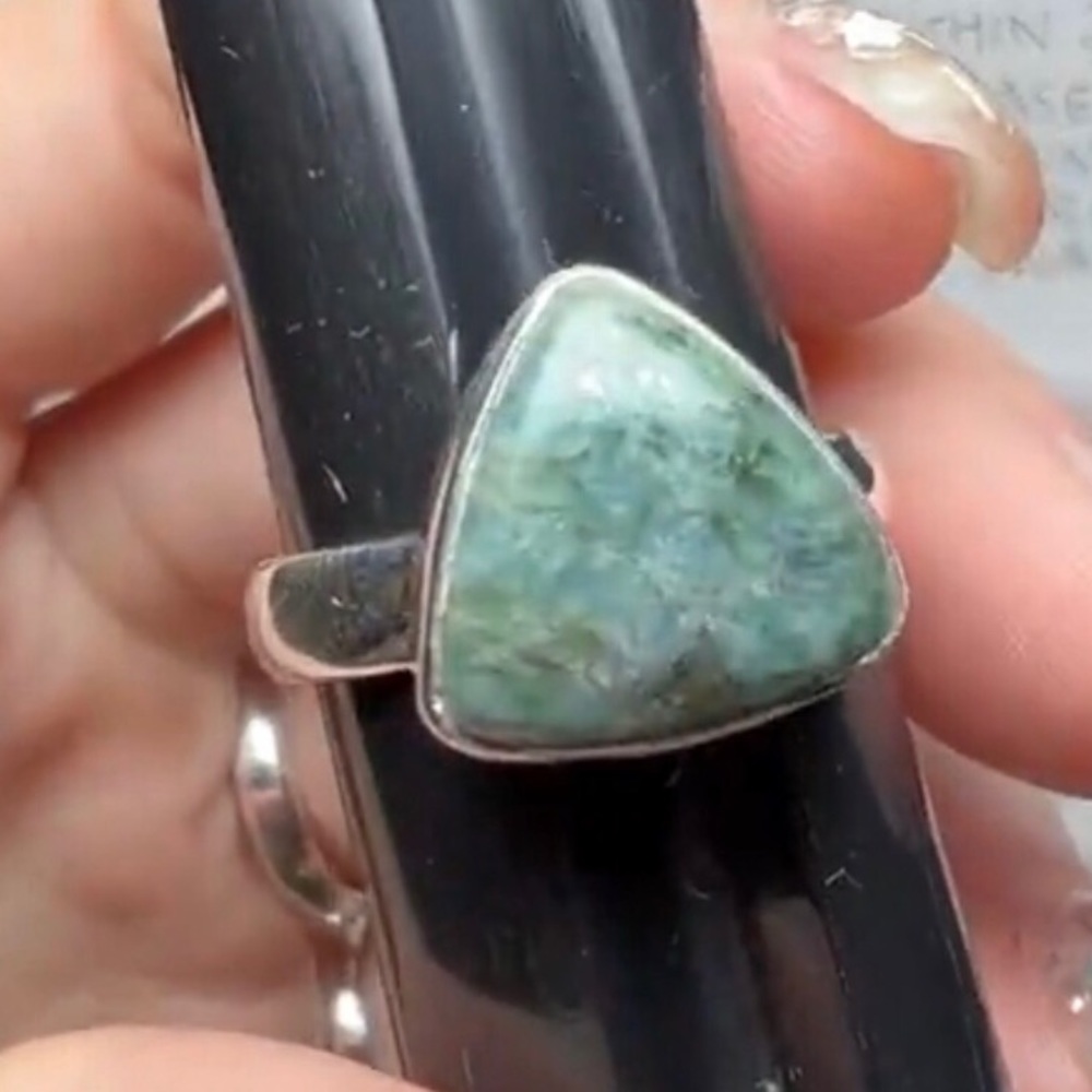New Sterling Silver Triangle Blue Green Mermaid Kyanite Ring Size 8-8.25 Crystal